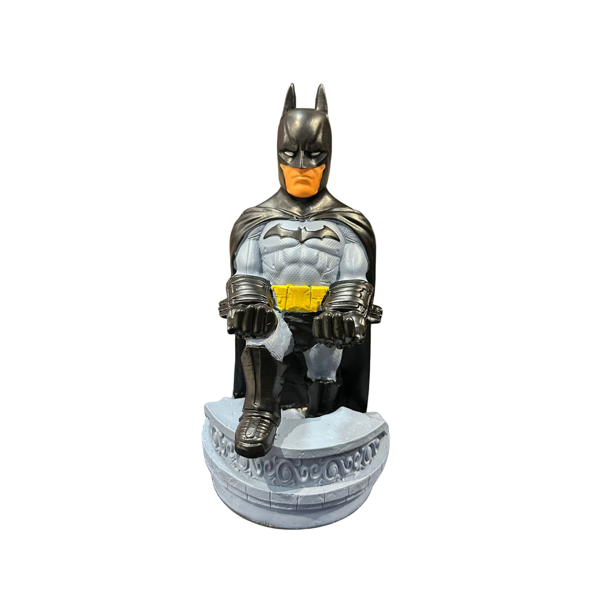Soporte para Celular y Control Figura Coleccionable Batman (20–23cm) – Organizador de Escritorio Gamer y Geek