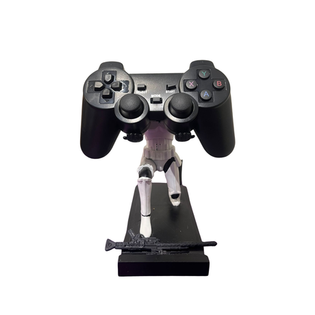 Soporte para Celular y Control Figura Coleccionable Stromtrooper(20–23cm) – Organizador de Escritorio Gamer y Geek