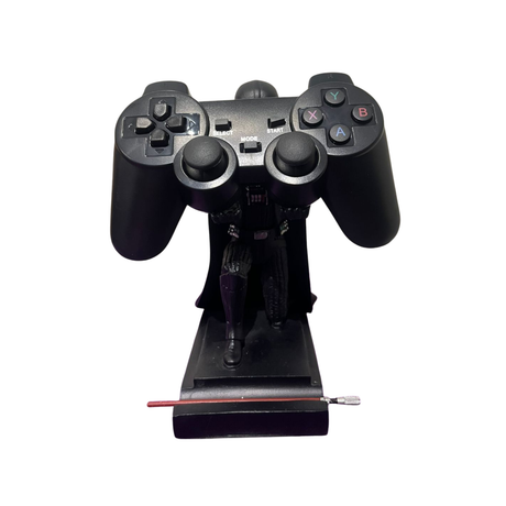 Soporte para Celular y Control Figura Coleccionable Darth Vader (20–23cm) – Organizador de Escritorio Gamer y Geek