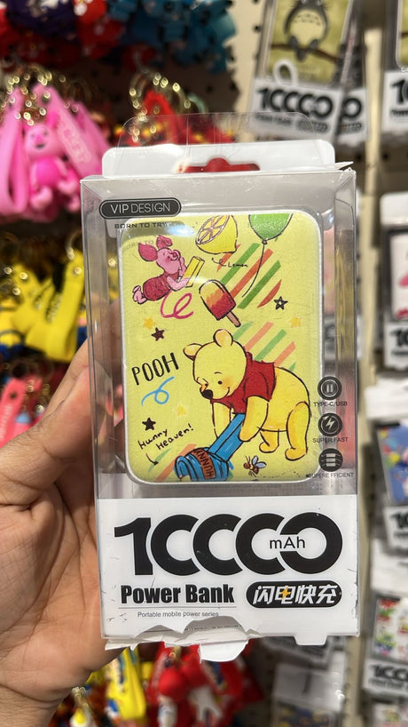 Power Bank Temático Winnie Pooh– Cargador Portátil 10,000 mAH, USB/Tipo-C