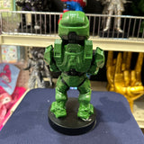 Soporte para Celular y Control Figura Coleccionable Master Chief (20–23cm) – Organizador de Escritorio Gamer y Geek